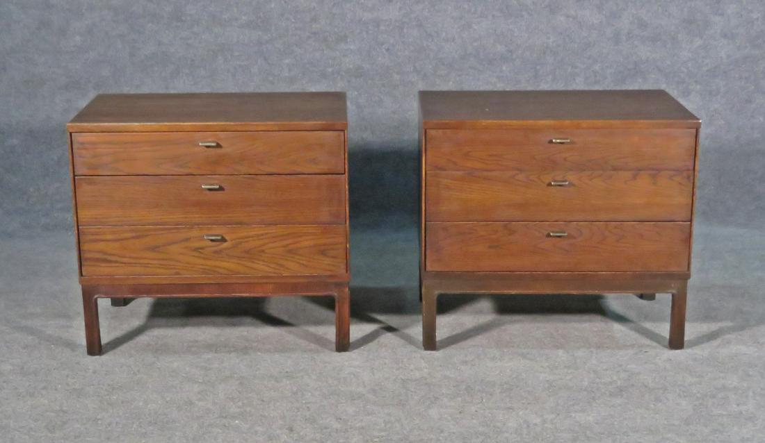 PAIR MILO BAUGHMAN FOR FOUNDERS OAK NIGHTSTANDS (1 of 9)