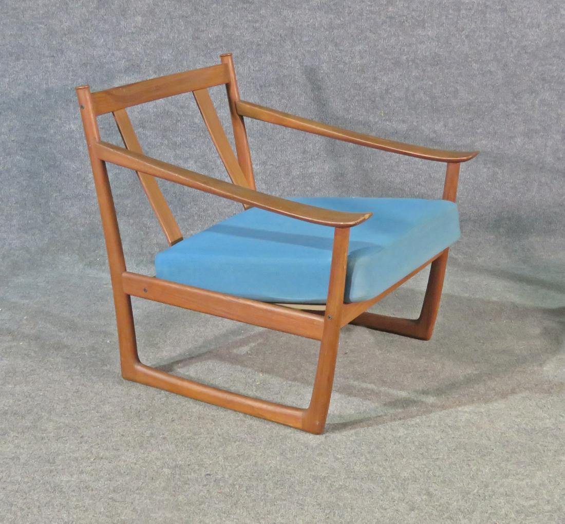 DANISH FRANCE & SONS FOR JOHN STUART TEAK ARM CHAIR (1 of 9)