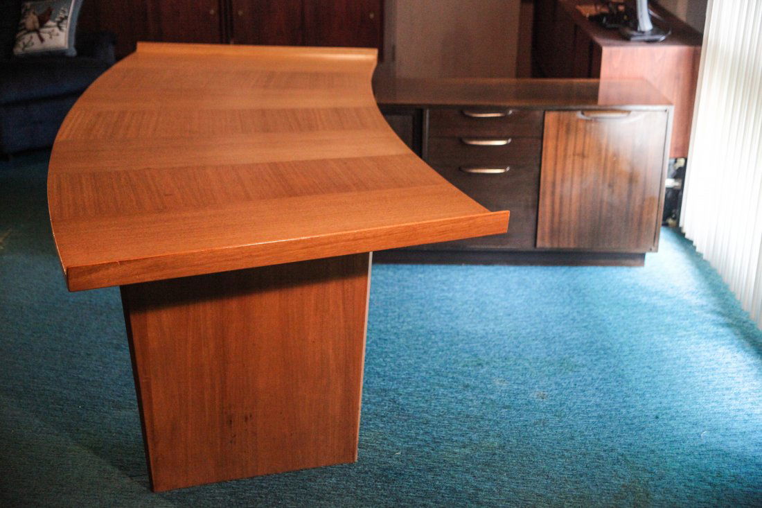 HARVEY PROBBER CUSTOM "L"SHAPED DESK (1 of 19)