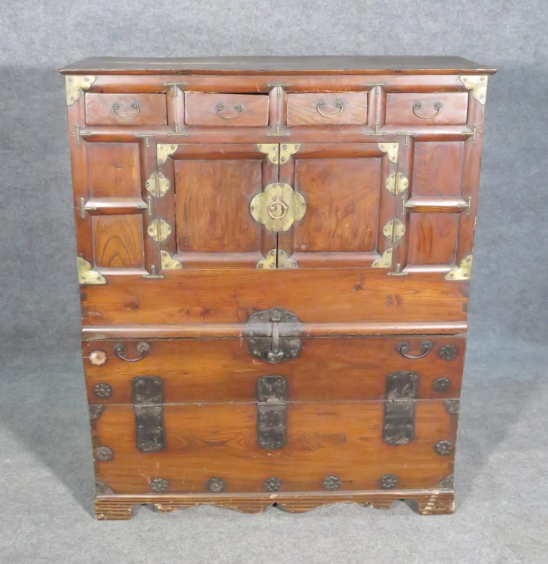 ANTIQUE ASIAN WOOD CABINET (1 of 9)