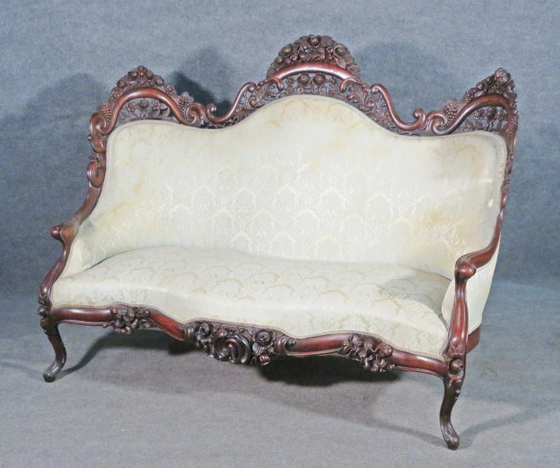 BELTER FOUNTAIN ELMS CARVED SOFA (1 of 8)