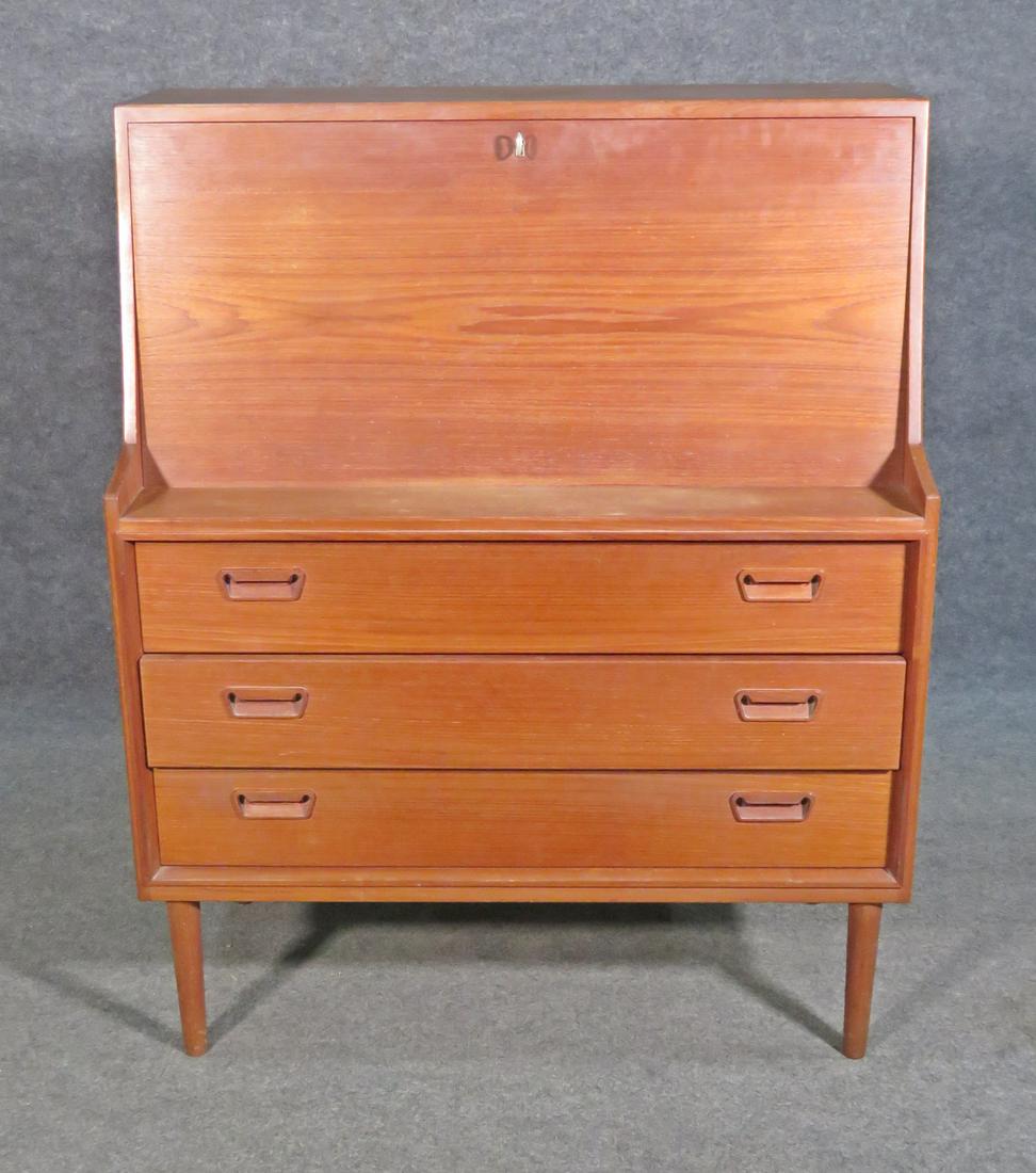 DANISH DESK (1 of 7)