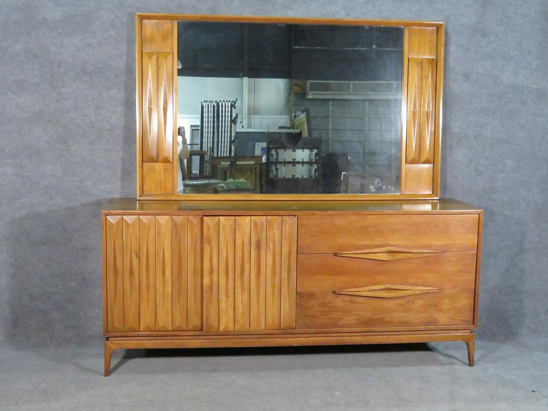 ALBERT PARVIN FOR JAMES CAMERON DIAMOND FRONT CABINET W (1 of 8)