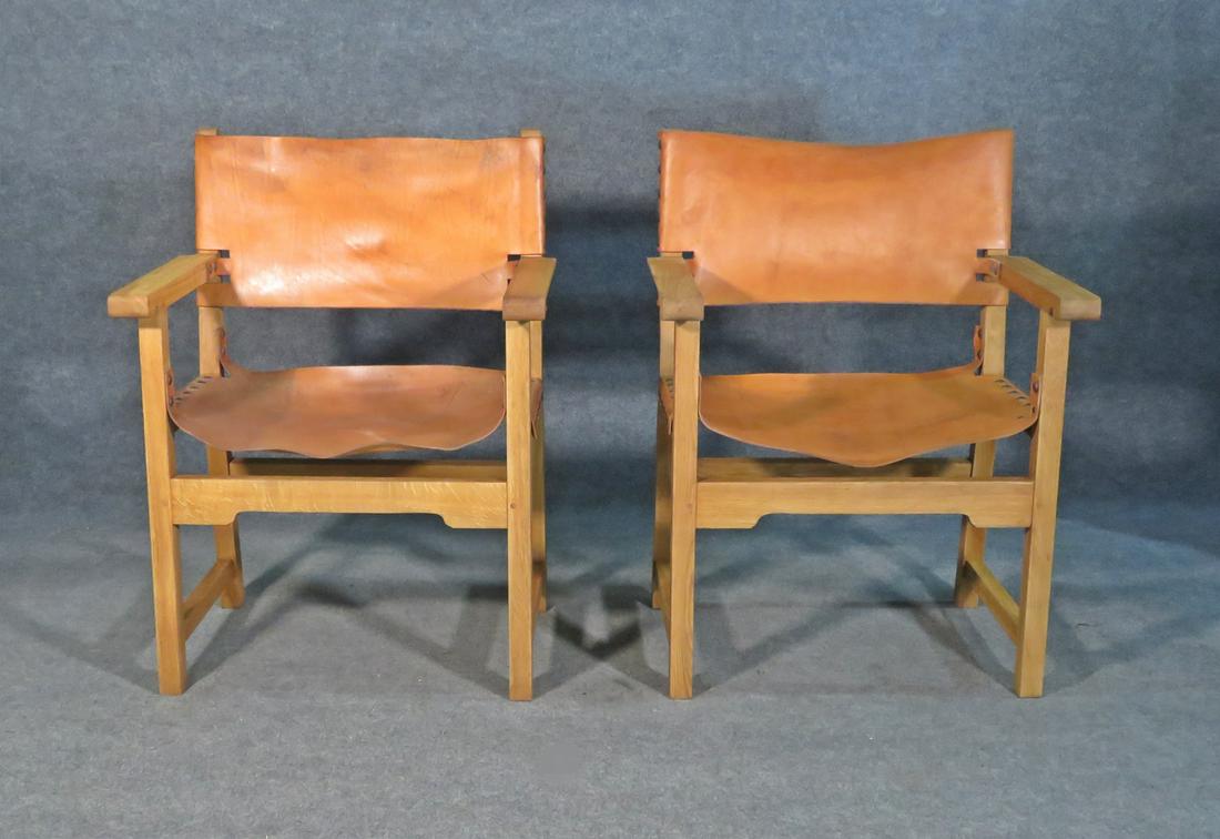 PAIR RALPH LAUREN STYLE OAK & SADDLE LEATHER ARMCHAIRS (1 of 8)