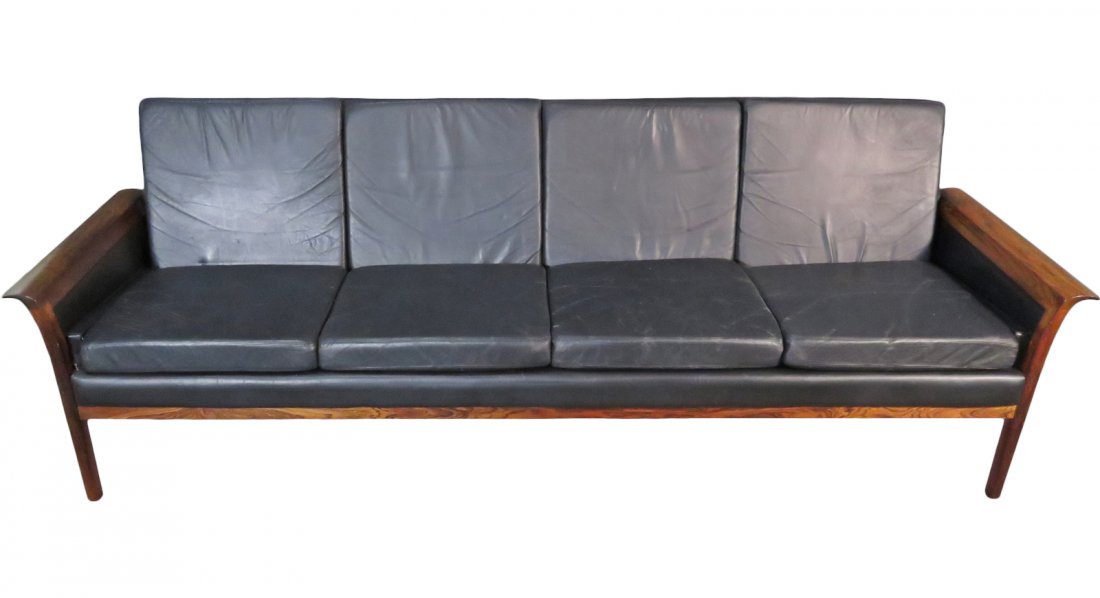 MID CENTURY MODERN LEATHER & ROSEWOOD SOFA (1 of 17)