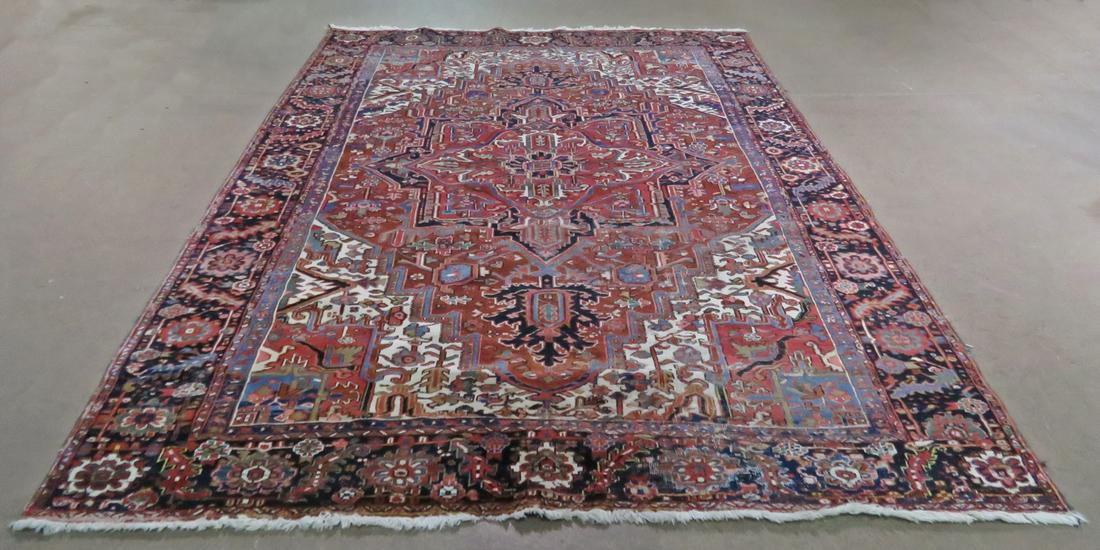 ORIENTAL ROOM SIZE RUG (1 of 6)