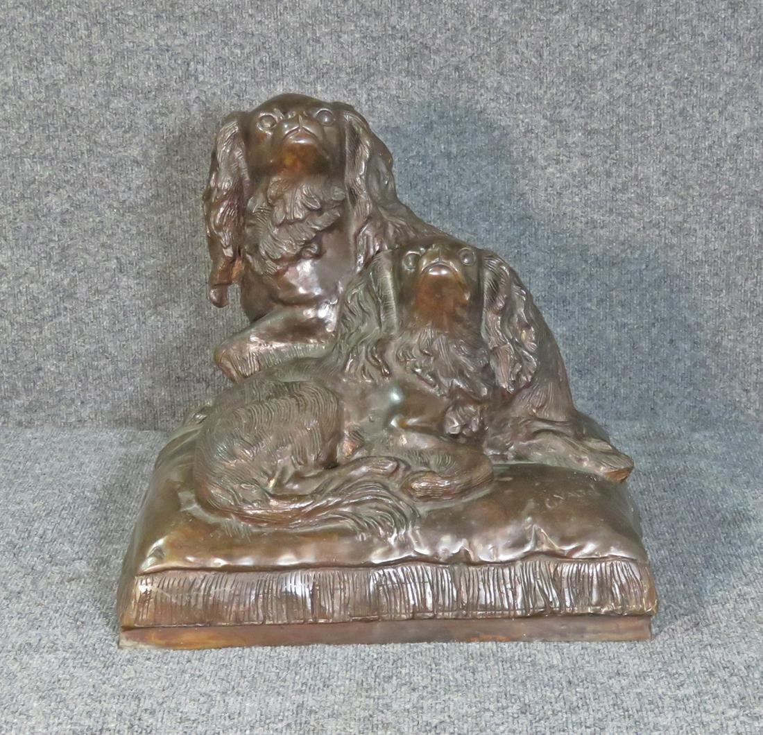 SIGNED REPRODUCTION SCULPTURE OF 2 SPANIELS (1 of 9)