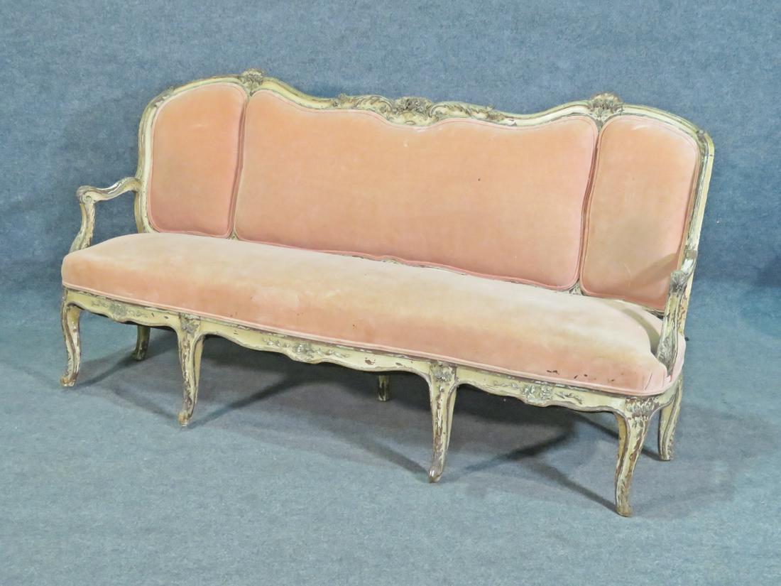 FRENCH PROVINCIAL SETTEE (1 of 7)