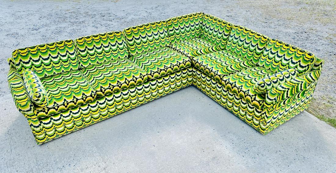 MID CENTURY JACK LARSEN STYLE SECTIONAL SOFA (1 of 6)