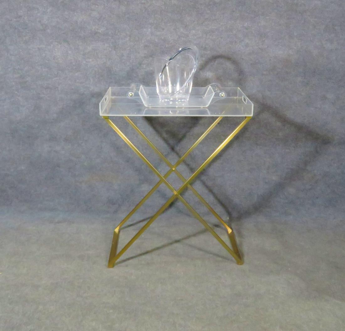 POST MODERN GROUP OF LUCITE ITEMS (1 of 11)