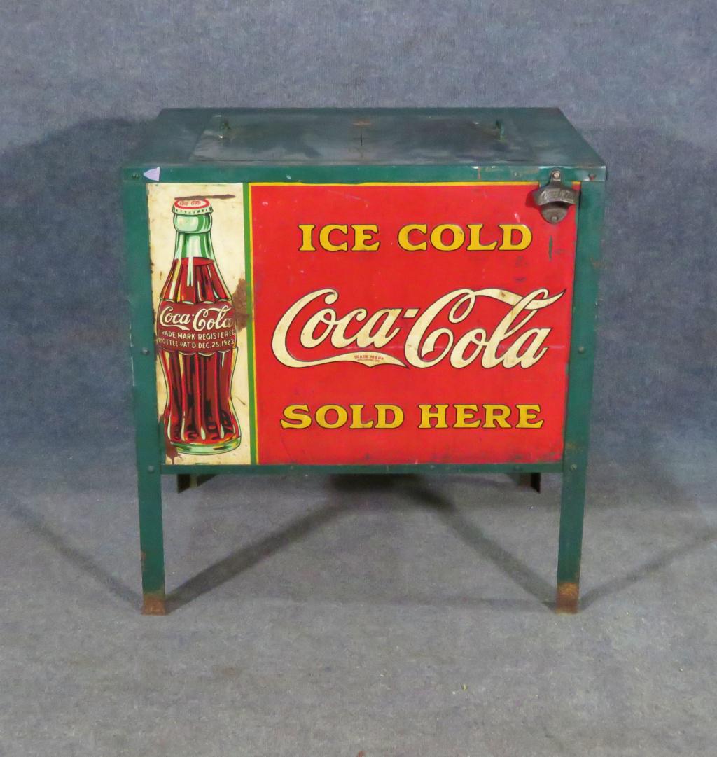 VINTAGE COCA COLA ICE BOX (1 of 8)