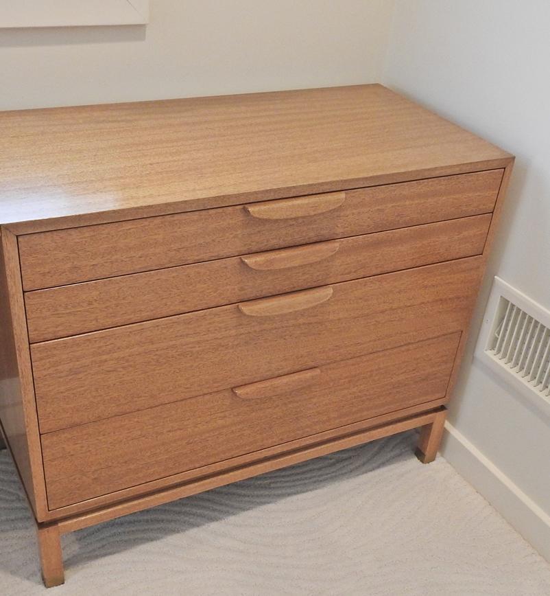HARVEY PROBBER BACHELOR CHEST (1 of 3)
