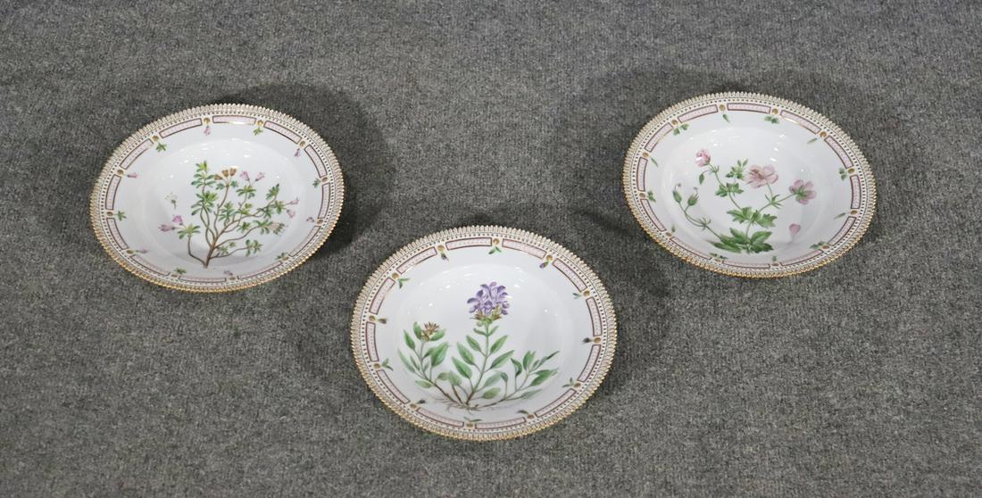 3 ROYAL COPENHAGEN FLORA DANICA PLATES (1 of 8)