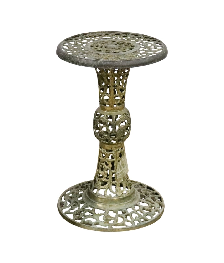 ANTIQUE PLANT STAND (1 of 8)