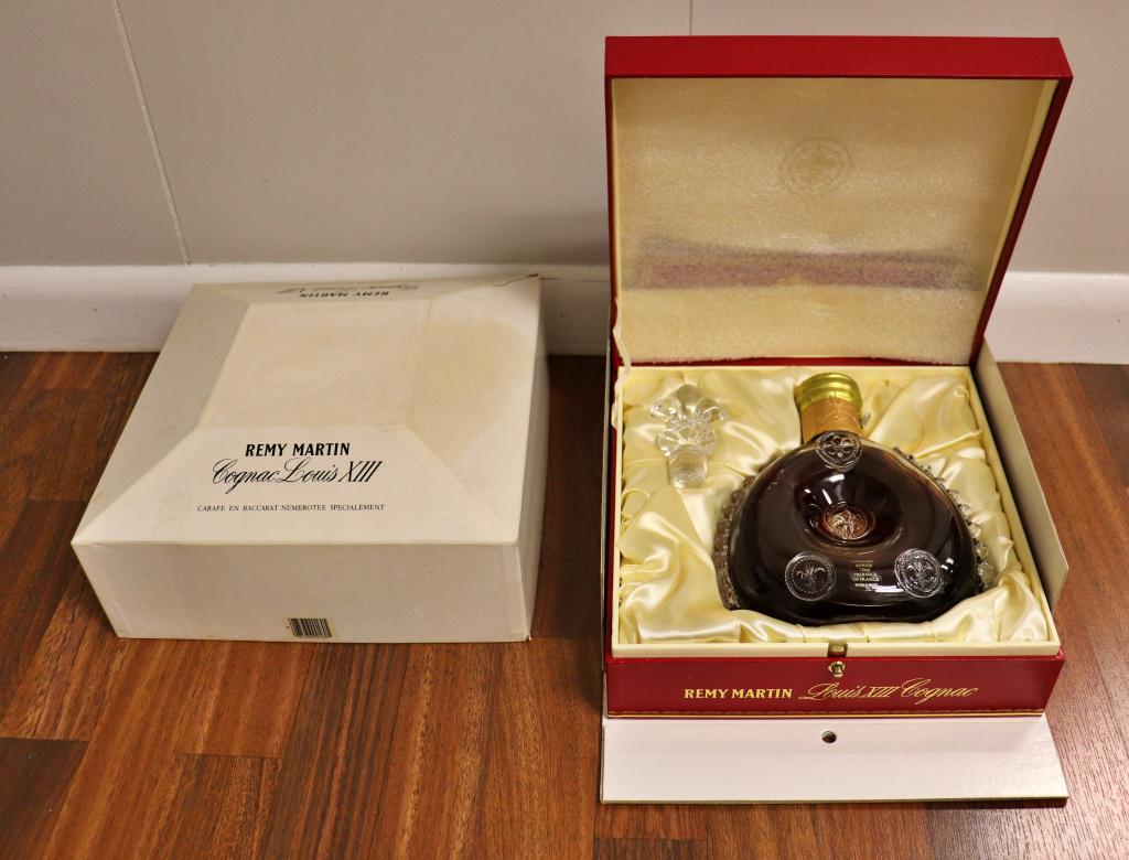 REMY MARTIN COGNAC LOUIS XIII (1 of 14)