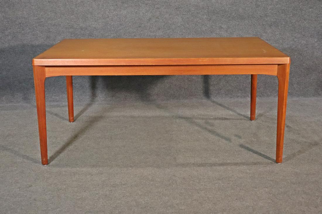 MOBELFABRIK DINING TABLE (1 of 7)