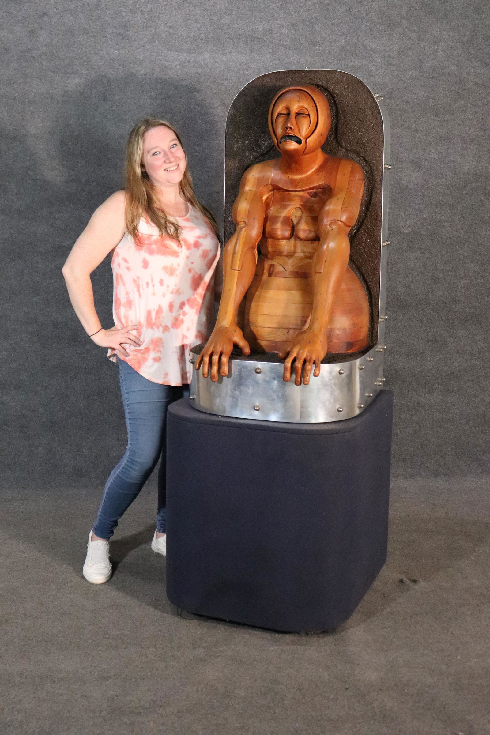 WAYNE FORBES WOOD SCULPTURE & STAND (1 of 14)