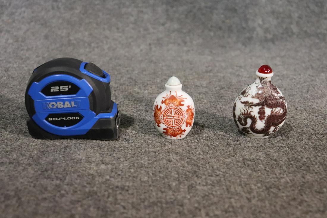 COMPANION PAIR ASIAN SNUFF BOTTLES (1 of 5)