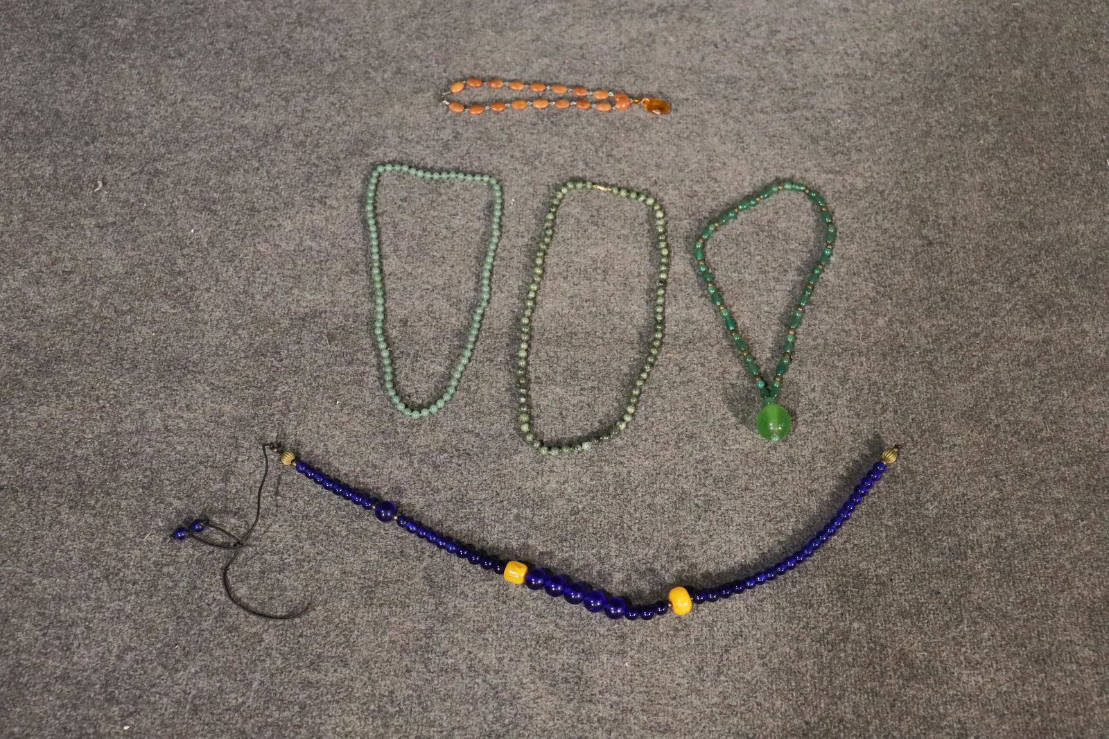 5 BEADED NECKLACES (1 of 6)