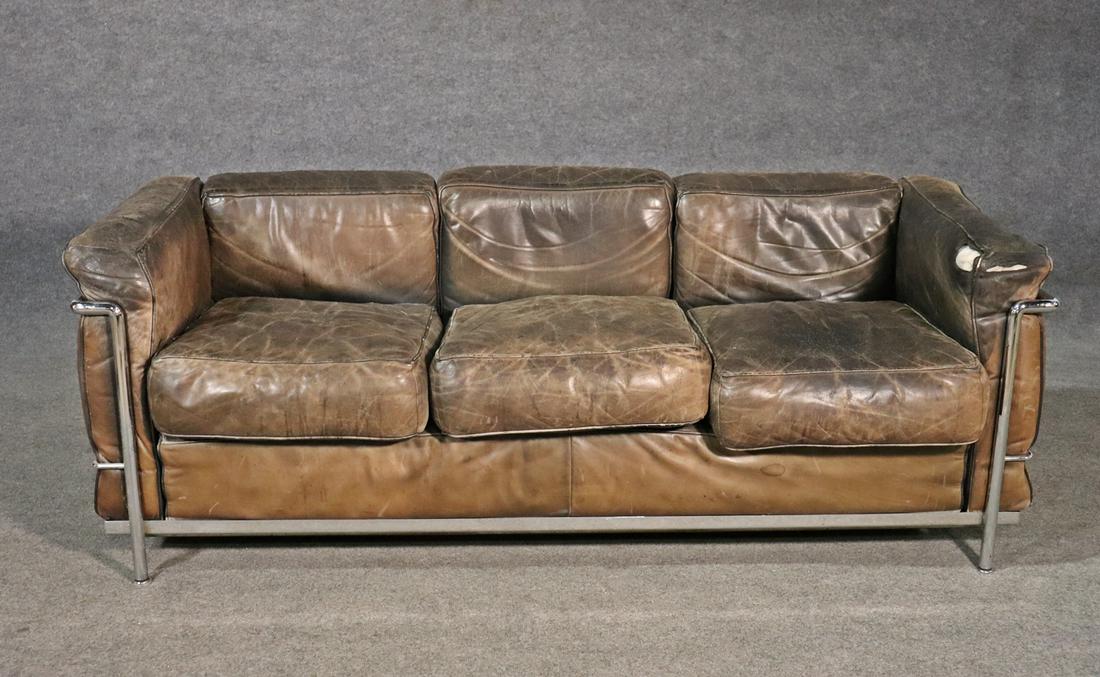 CASSINA LE CORBUSIER SOFA (1 of 8)