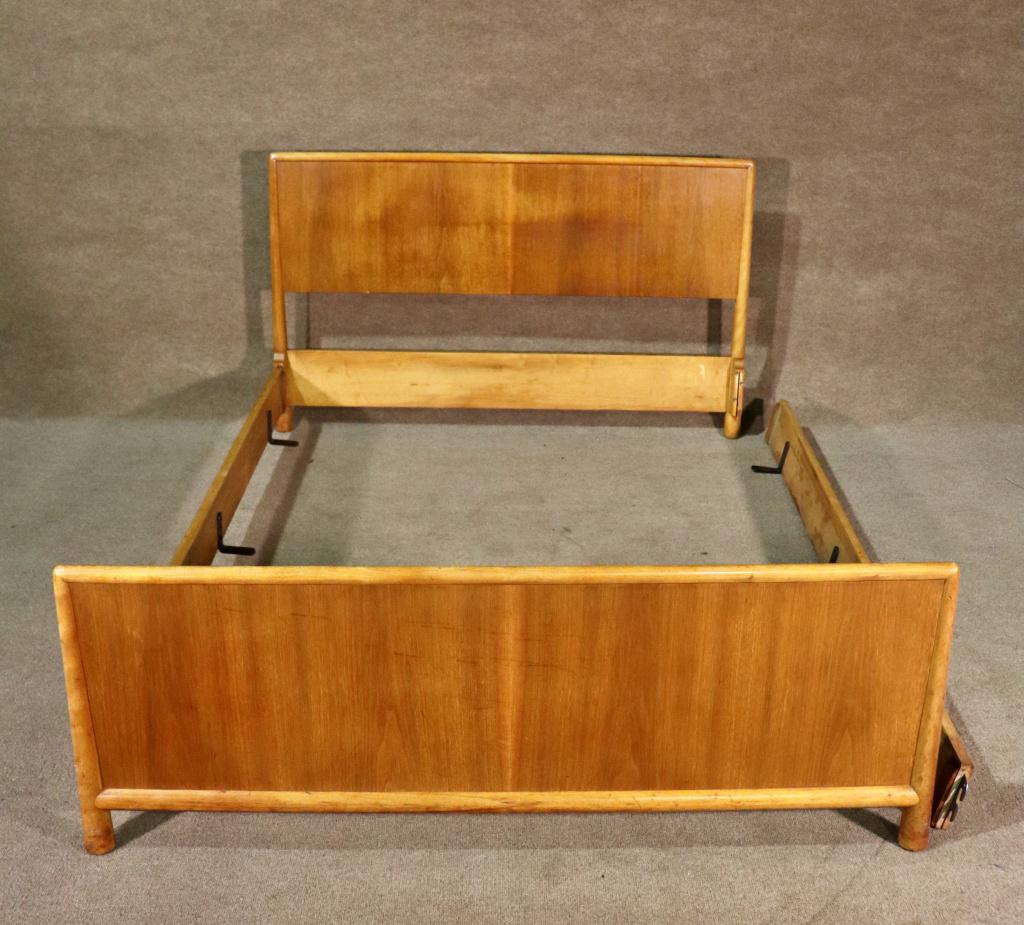 TH ROBSJOHN GIBBINGS FOR WIDDICOMB BED (1 of 7)