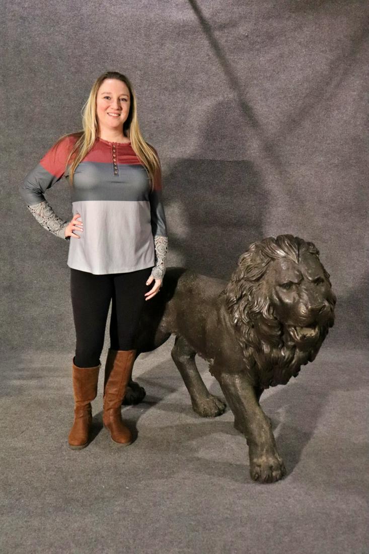 LIFE SIZE BRONZE LION STATUE (1 of 9)