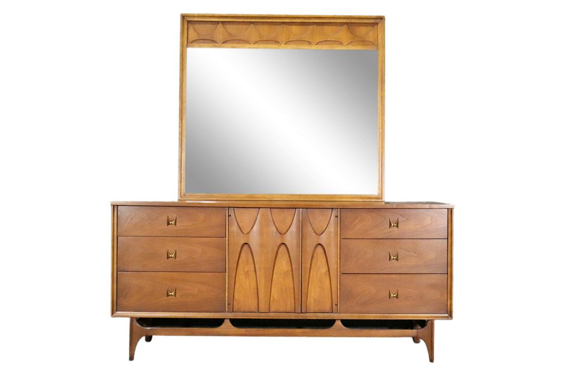 Broyhill brasilia mirror deals