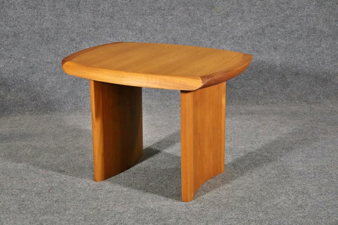 DANISH TEAK END TABLE (1 of 4)
