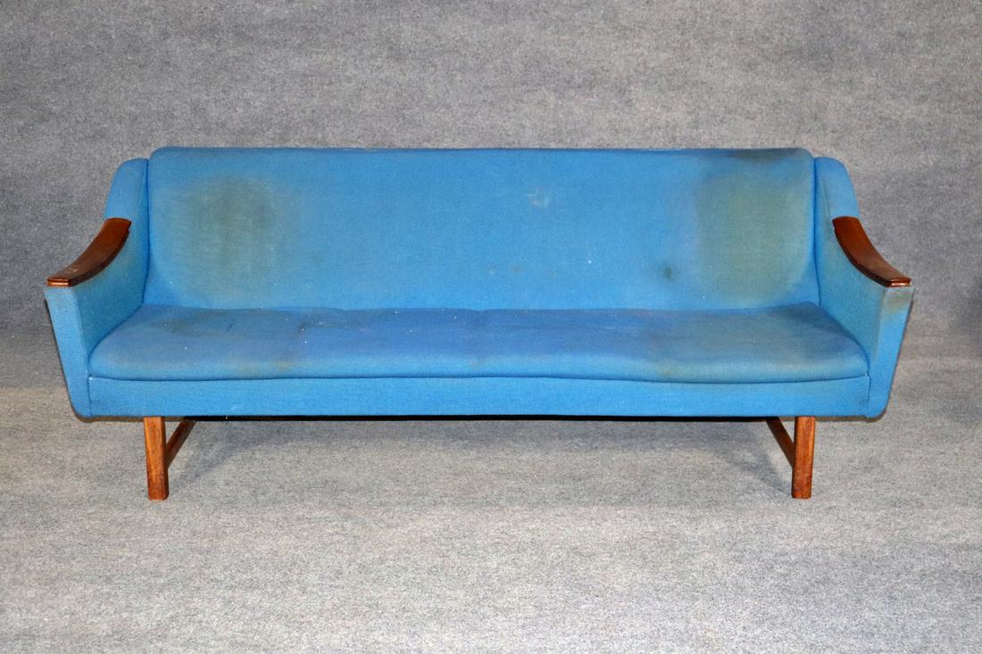DANISH STYLE SOFA/DAYBED (1 of 11)