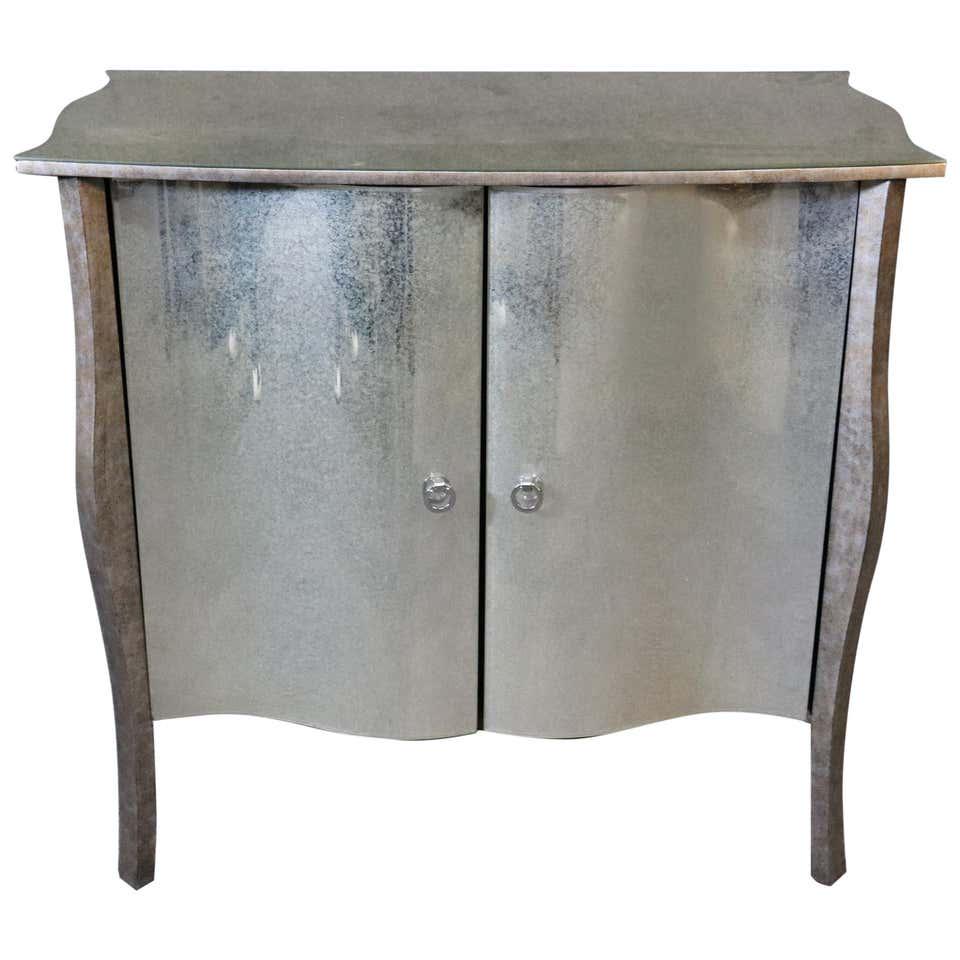 MIRRORED SILVER LEAF COMMODE (1 of 10)