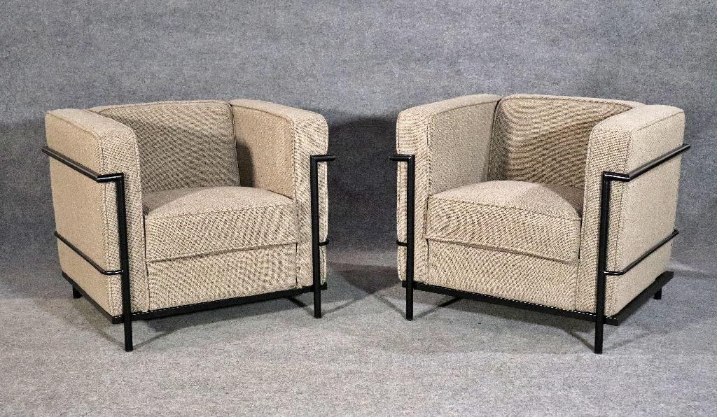 PAIR LE CORBUSIER STYLE CUBE CHAIRS (1 of 7)
