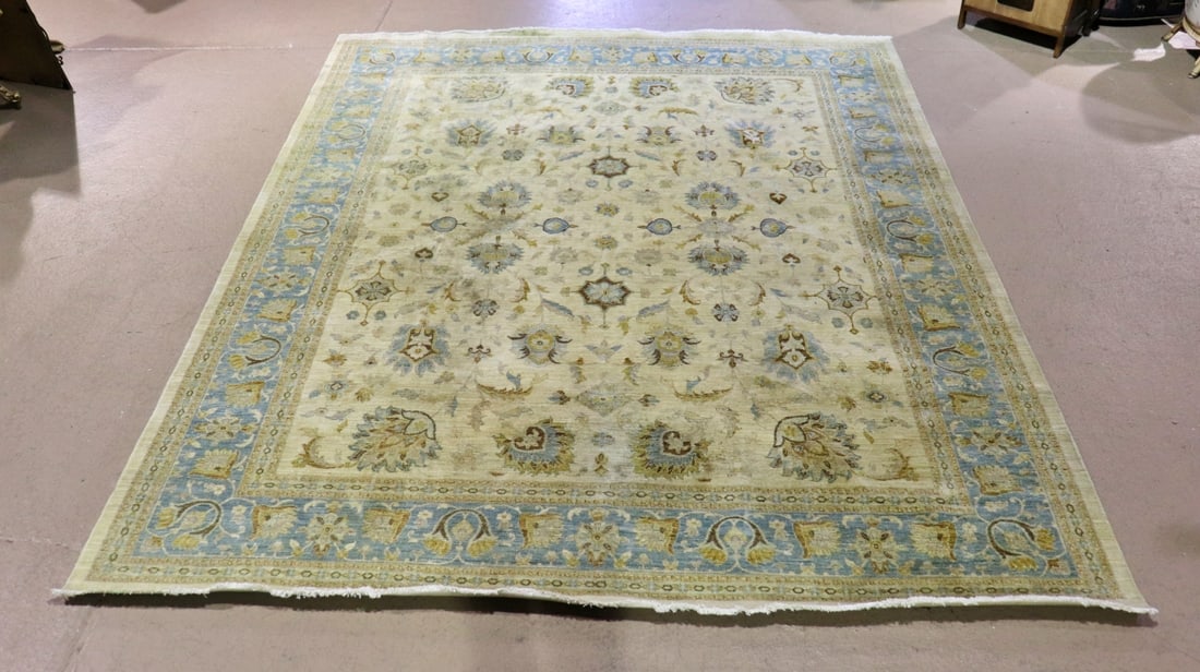 ROOM SIZE MULTICOLORED RUG (1 of 14)