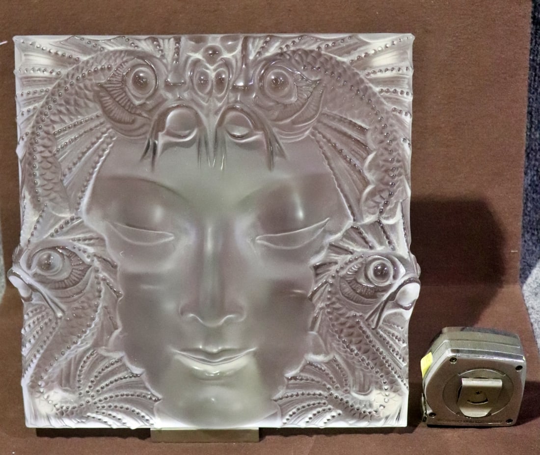 LALIQUE CRYSTAL "MASQUE DE FEMME" PLAQUE ON STAND (1 of 11)