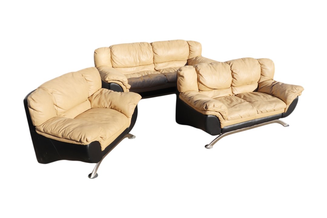 3 PIECE NICOLETTI LEATHER SET (1 of 20)
