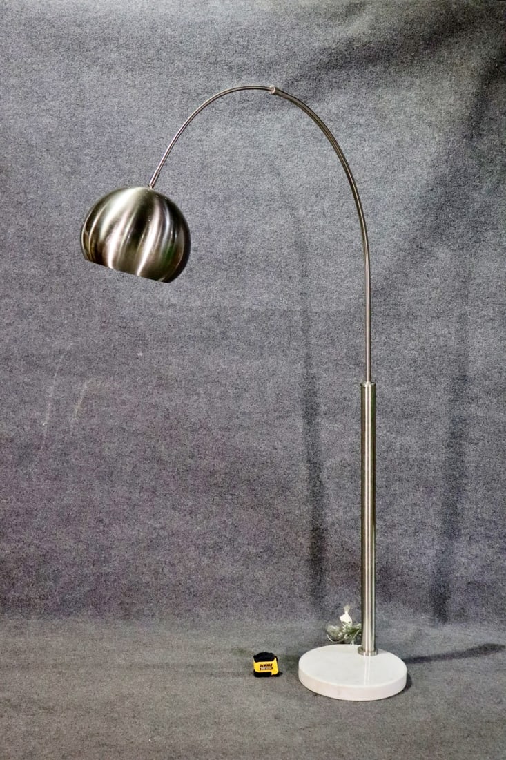 ITALIAN STYLE ARC FLOOR LAMP (1 of 8)