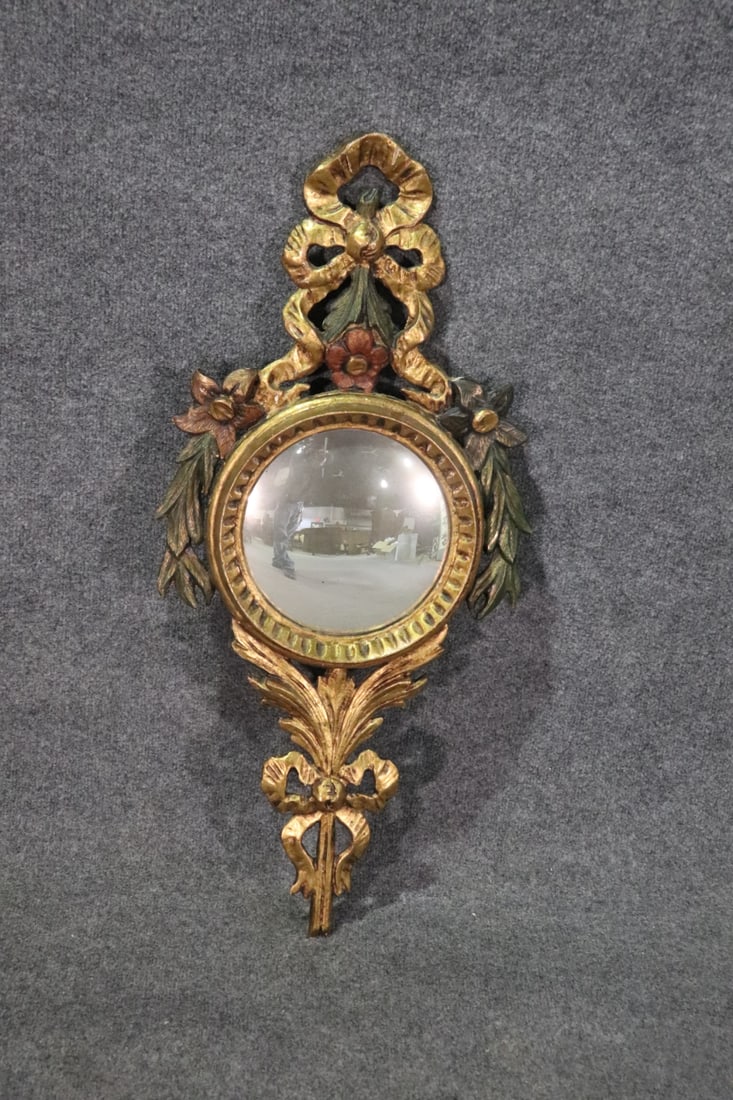 ORNATE DECORATIVE WALL HANGING MIRROR (1 of 6)