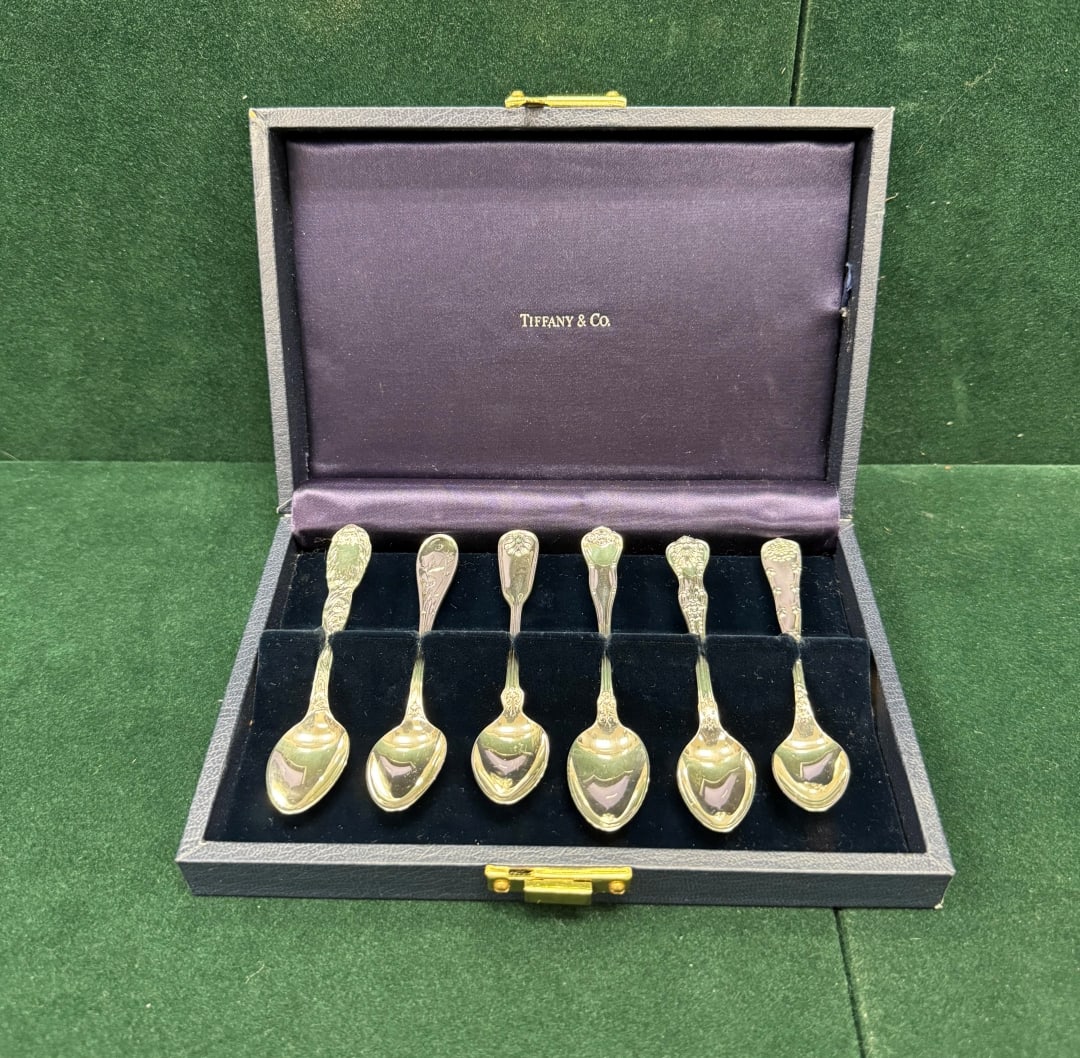 TIFFANY STERLING BOXED SET OF 6 COFFEE SPOONS (1 of 10)