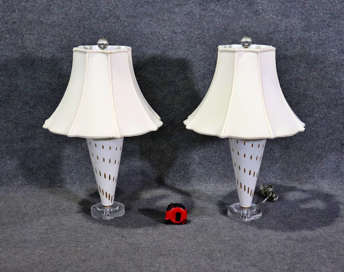 PAIR MID CENTURY MODERN ITALIAN LUCITE BASE LAMPS (1 of 6)