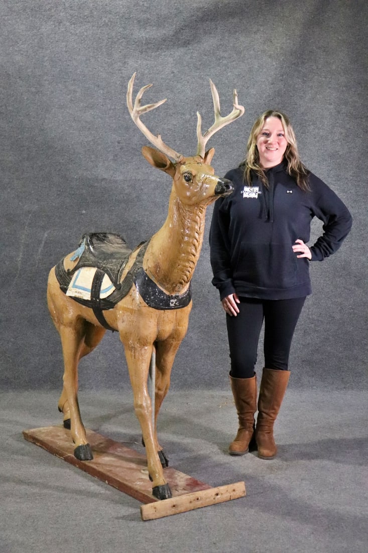 HANDMADE WOOD CAROUSEL DEER (1 of 11)