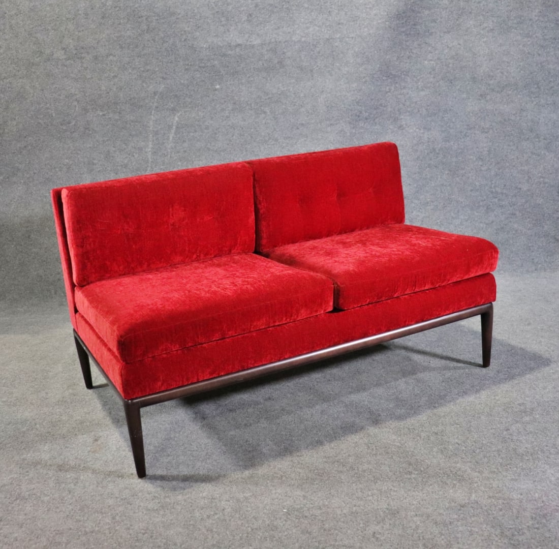 HOLLYWOOD REGENCY STYLE SETTEE (1 of 10)