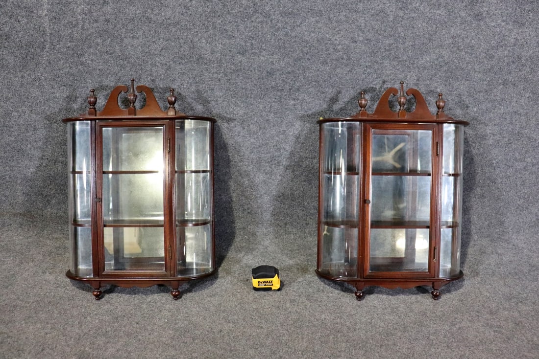 PAIR FERGUSON TREASURED FURNITURE WALL HANGING CURIO CABINETS (1 of 13)