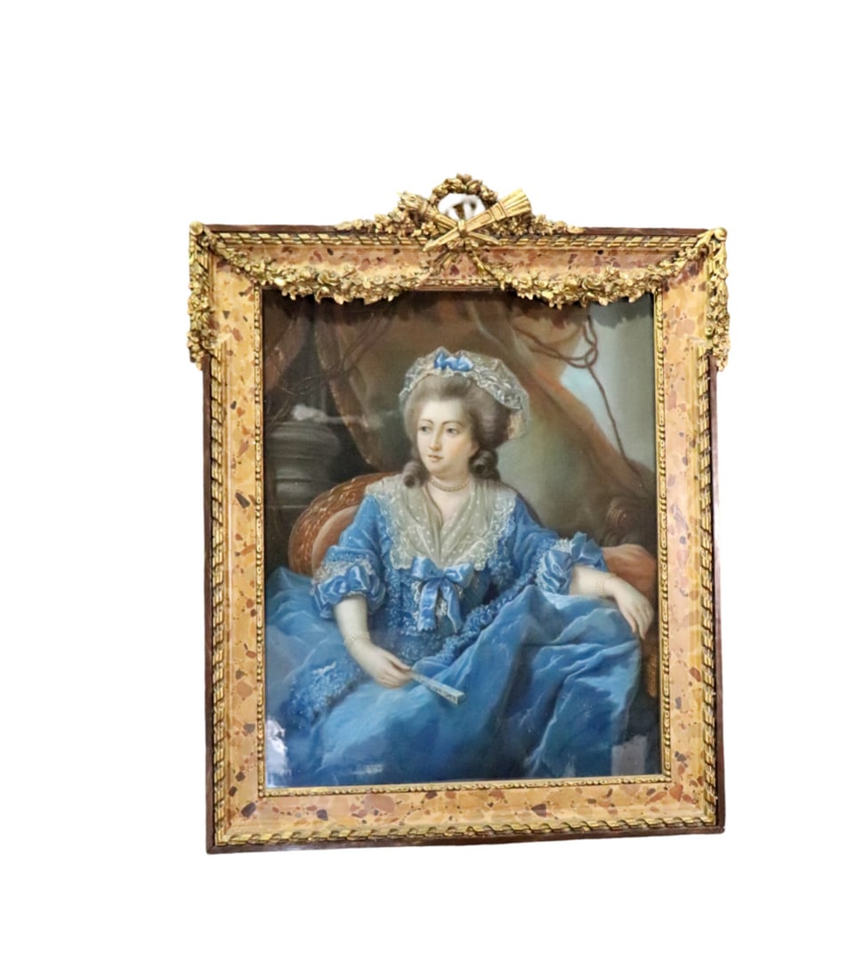 PASTEL PORTRAIT DRAWING WOMAN (1 of 12)