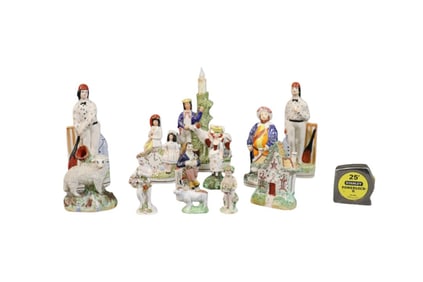 12 STAFFORDSHIRE EARTHENWARE PORCELAIN FIGURES