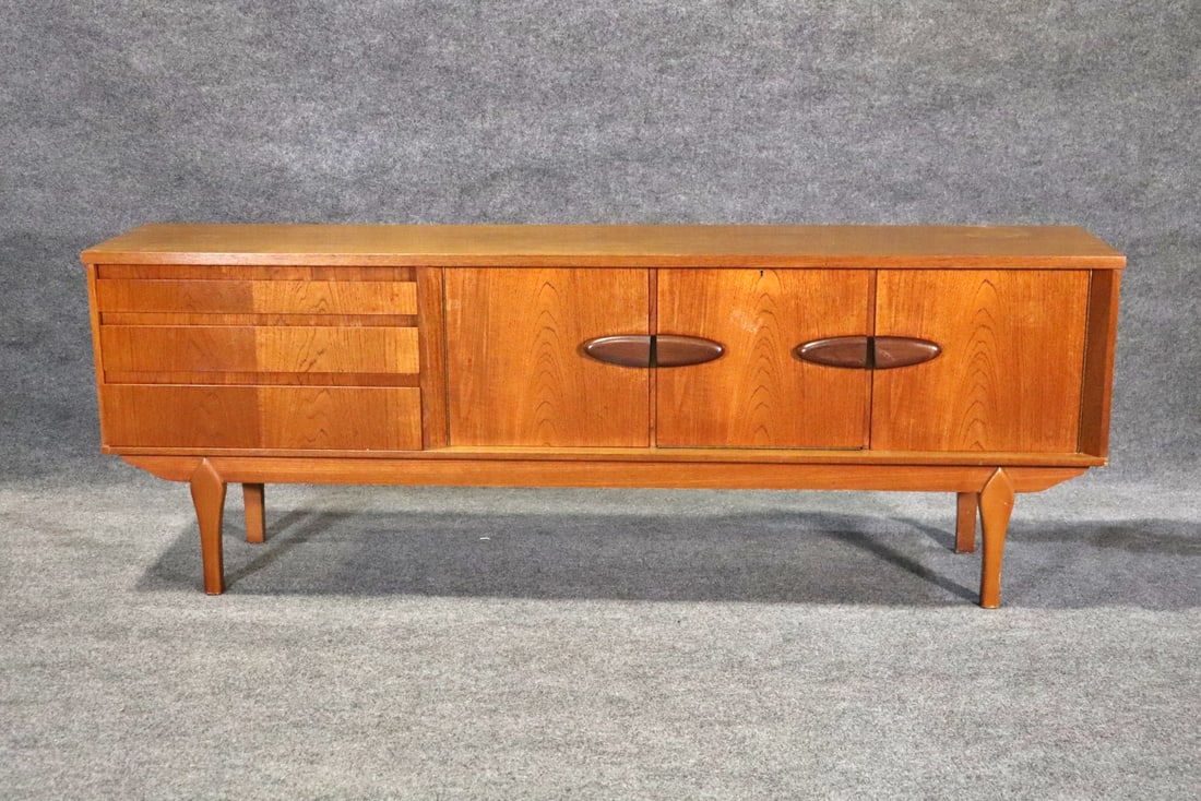 DANISH STYLE SIDEBOARD (1 of 15)
