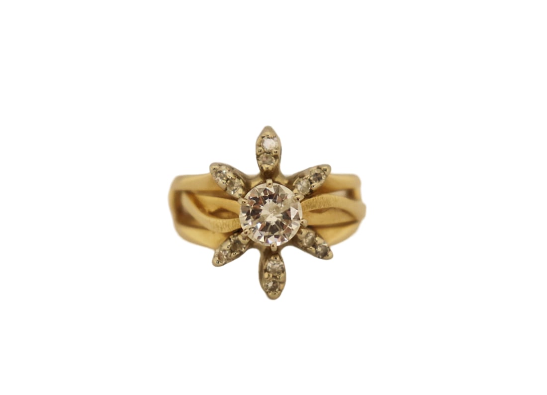 14 CARAT GOLD & DIAMOND LADIES RING (1 of 9)