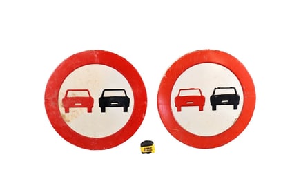PAIR CAR SIGNS  FROM SPAIN