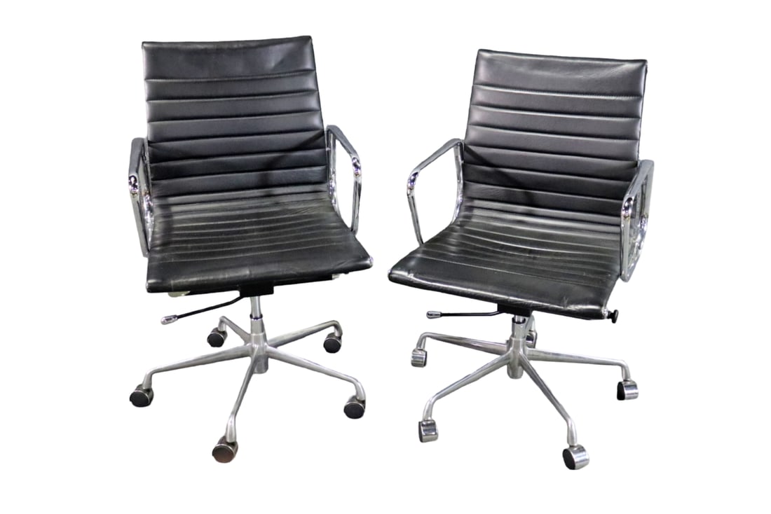 PAIR HERMAN MILLER STYLE OFFICE CHAIRS (1 of 19)