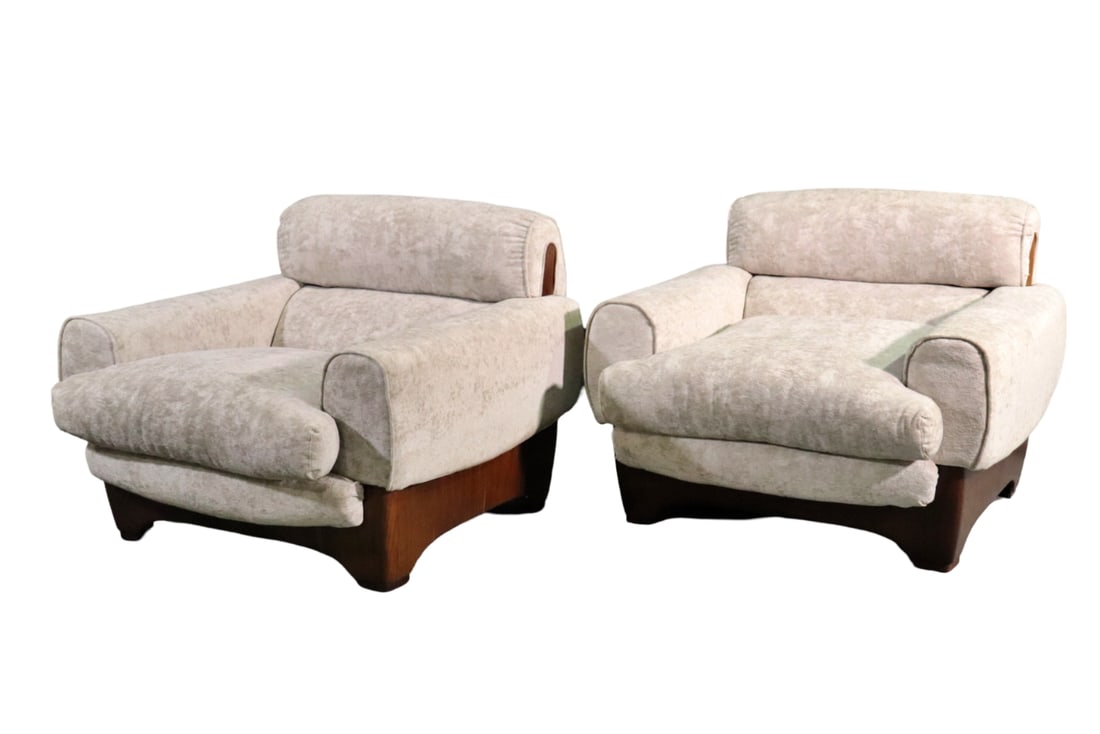 PAIR MODERN ITALIAN LOUNGE CHAIRS (1 of 10)