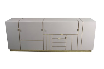 MODERN LACQUERED SIDEBOARD/CREDENZA