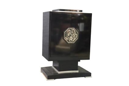 RUHLMANN STYLE 2 DOOR CABINET